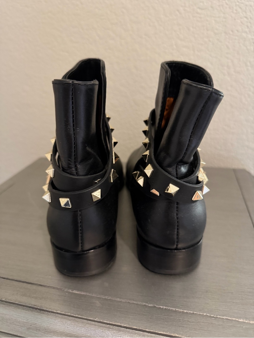 Valentino Black Stud-Embellished Leather Ankle Boots - Picture 3 of 5